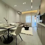 New Bazaar Appartement Tirana