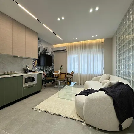 New Bazaar ティラナ