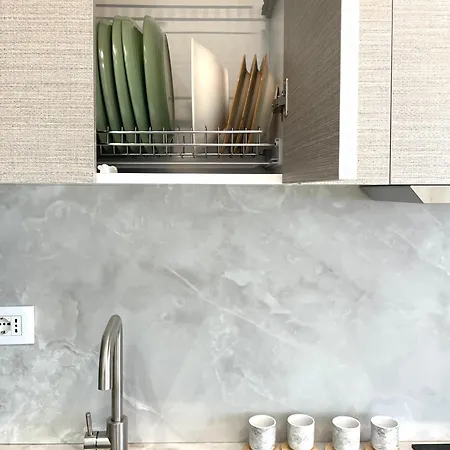 アパート New Bazaar ティラナ