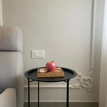 アパート New Bazaar ティラナ